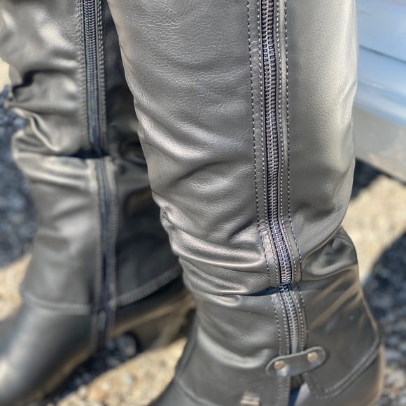 Womens Boots, knee high boots, black tall boots, rain boots, winter boots, shoes - Picture 5 of 9